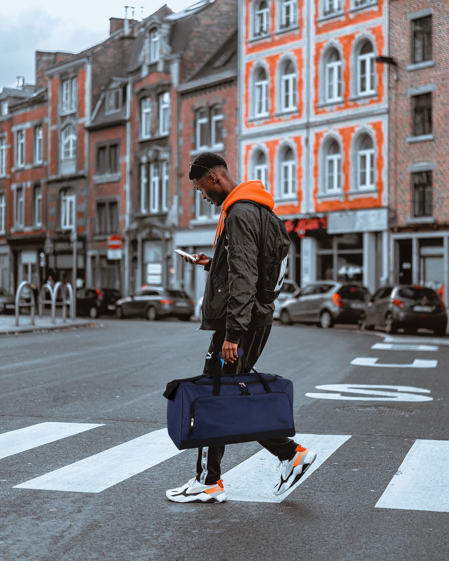 24-Inch 55-Liter Navy Blue Weekender Duffel Bag for Men, Women, and Teens - Ideal for Gym, Travel, Sports, and Recreation